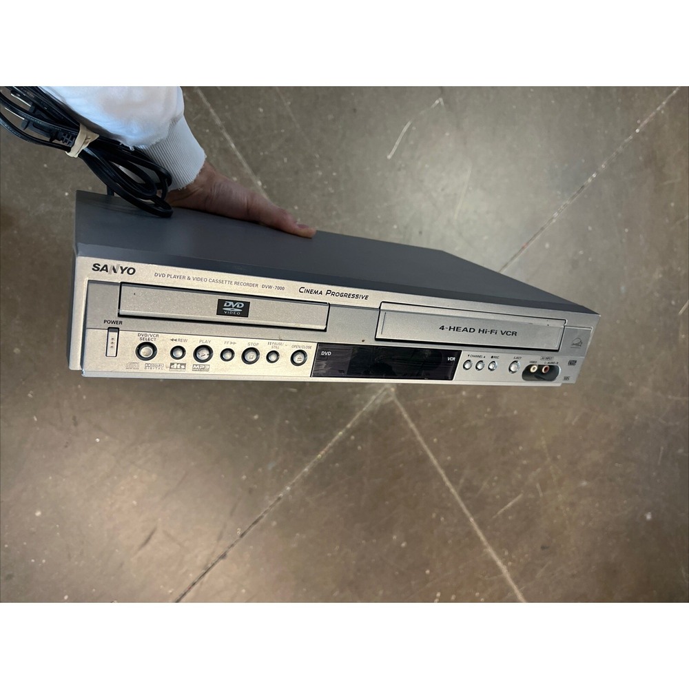 Sanyo DVW-7000 DVD VCR Combo Player VHS Recorder 4 Head No Remote UNTESTED